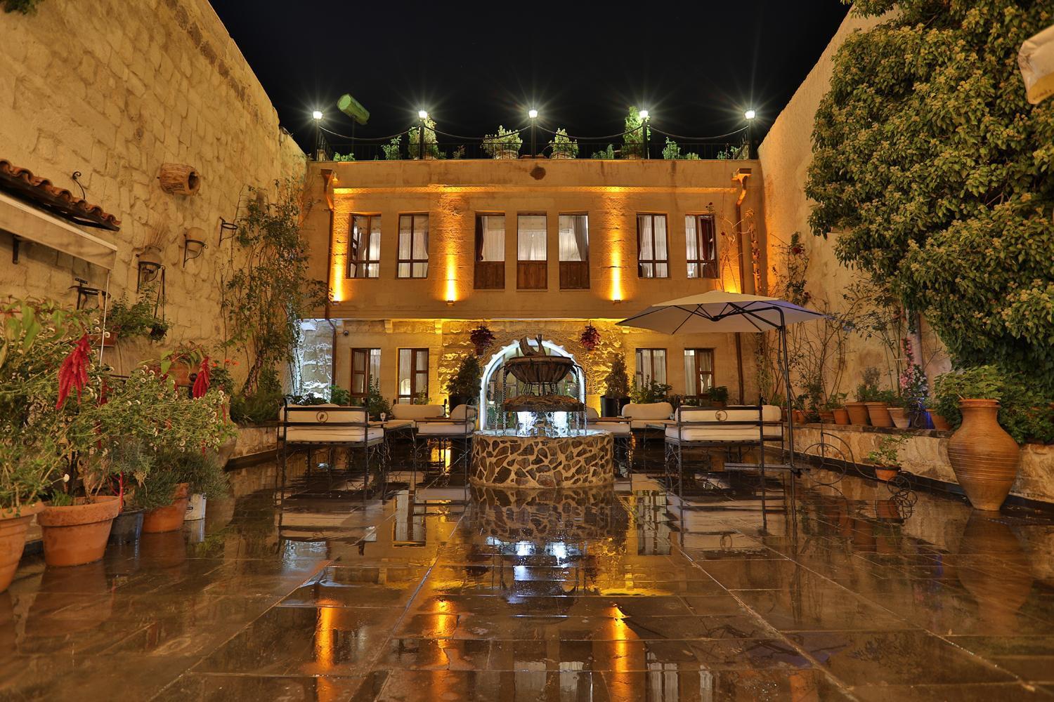 Aja Cappadocia Cave Hotel Ürgüp Buitenkant foto